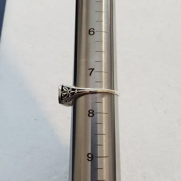 Vintage Sterling Silver Filigree Ring with Amethyst and Peridots Size 7.5 - Picture 16 of 16